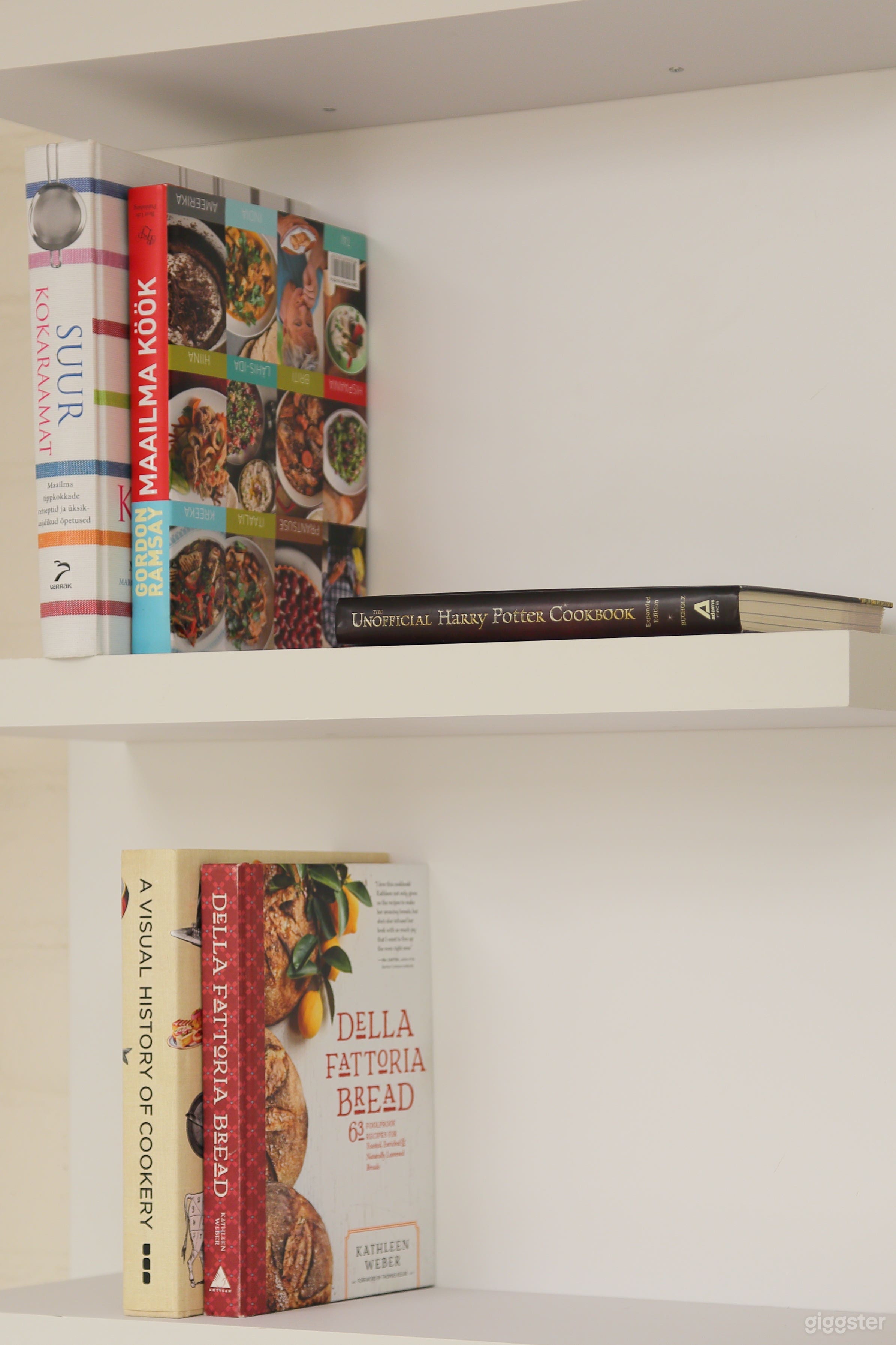 Child friendly big venue in Bellevue Photo 2