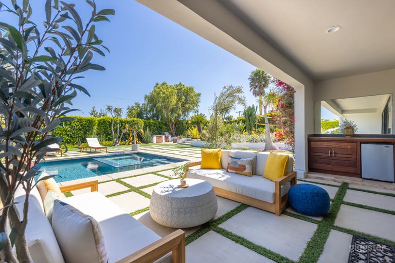  Ocean View Home w Large Pool and Spacious Backyard 