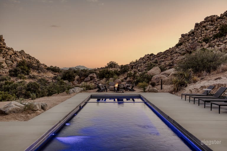  Whistling Rock: A Luxury Joshua Tree Experience 
