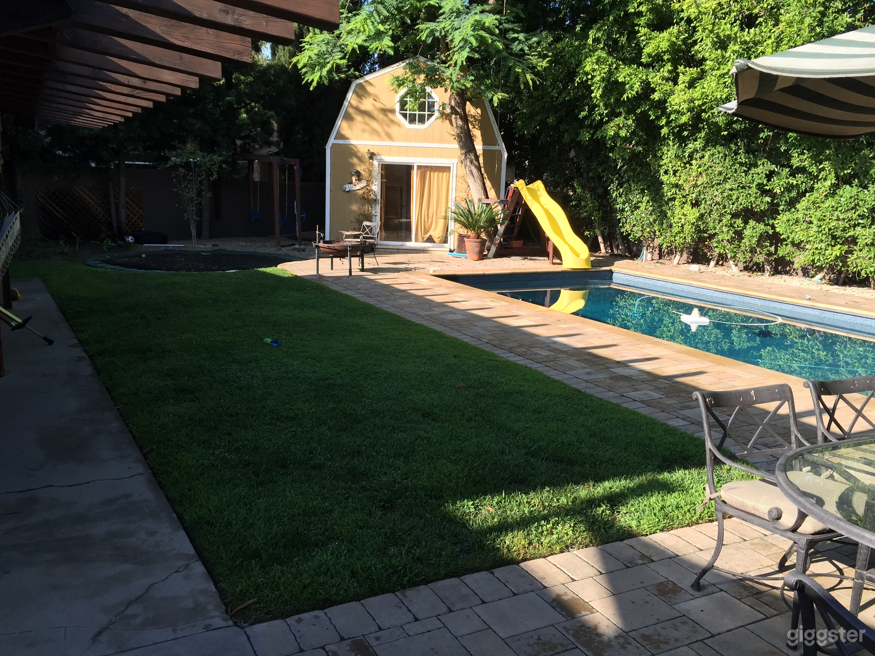 Great deep pool (and not so deep).  Jacuzzi.  Changing room and bathroom 