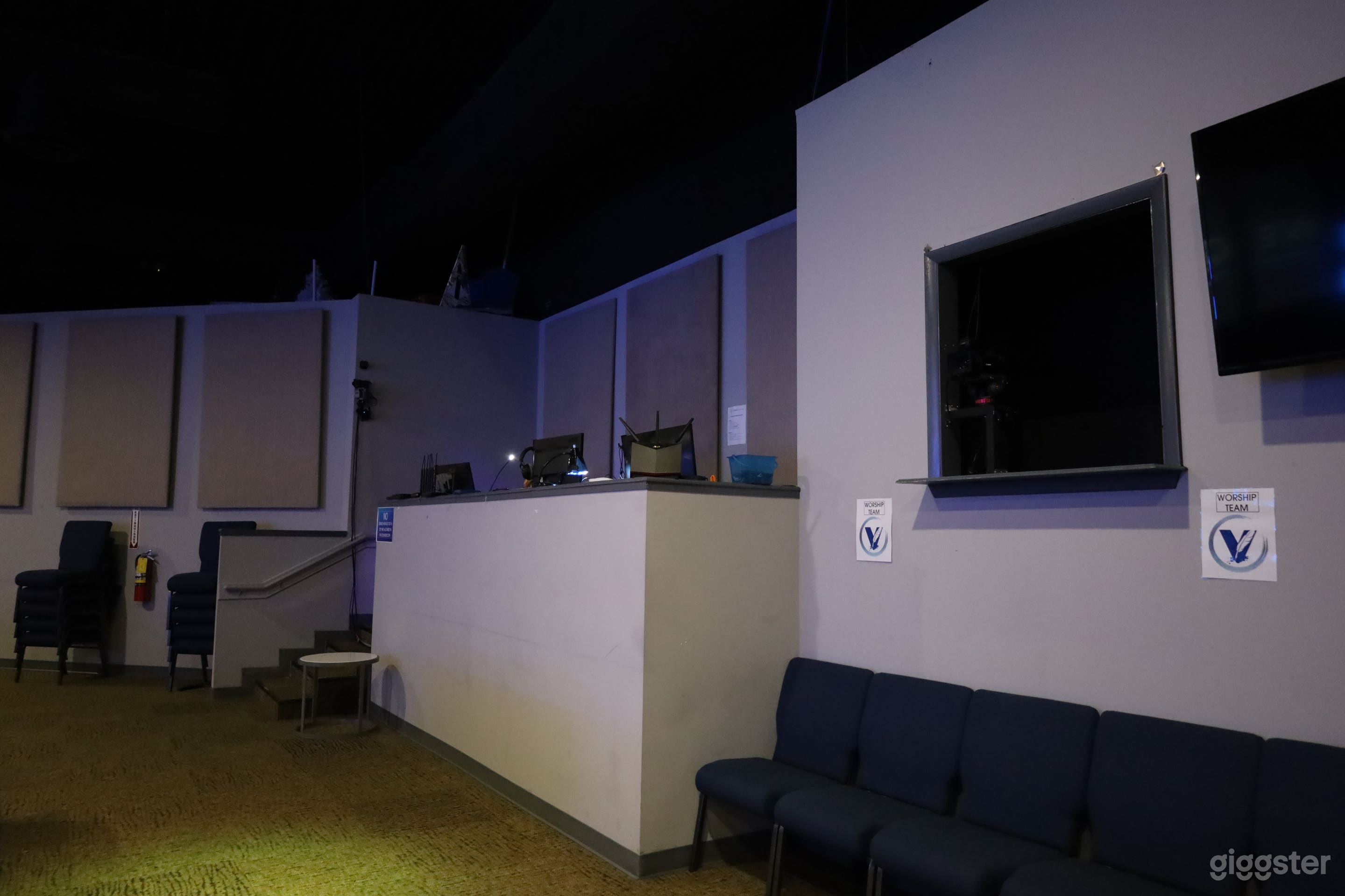 Stone Brick Multi-Purpose High/Low Venue in Smyrna Photo 3