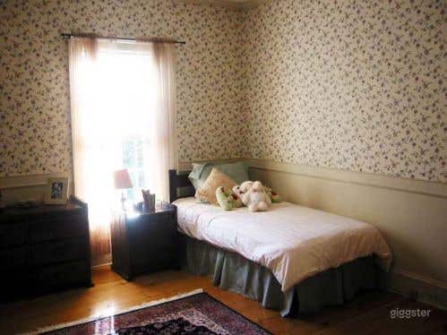 Traditional suburban home: Location 4210 Photo 2