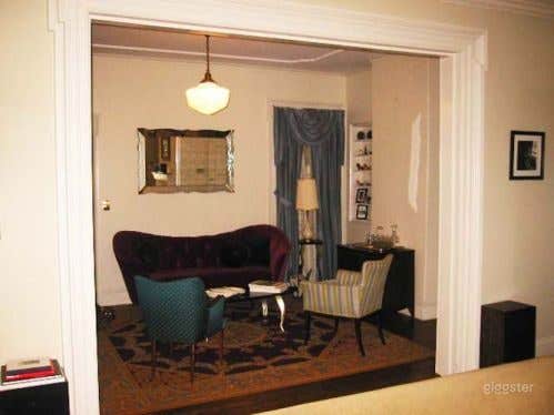 Traditional suburban home: Location 4210 Photo 1