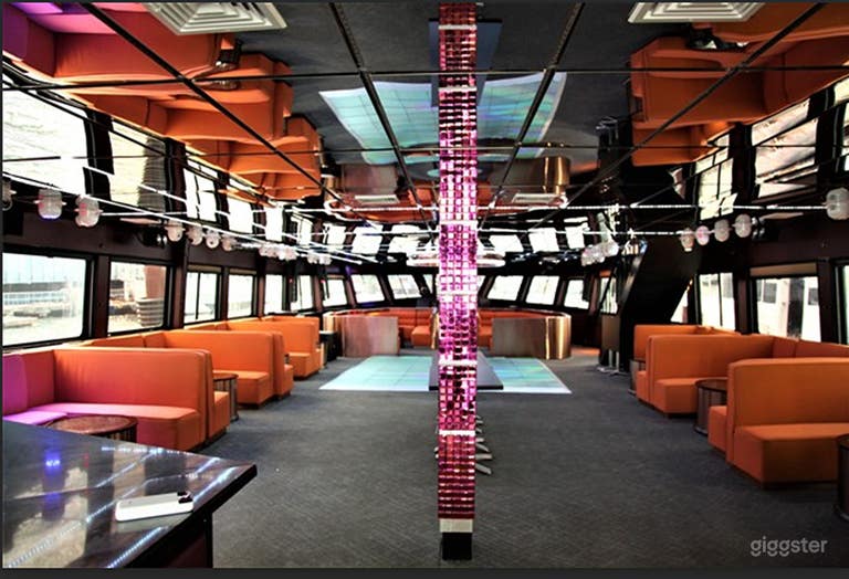  Main Salon Lounge with Dance Floor & Full Bar 