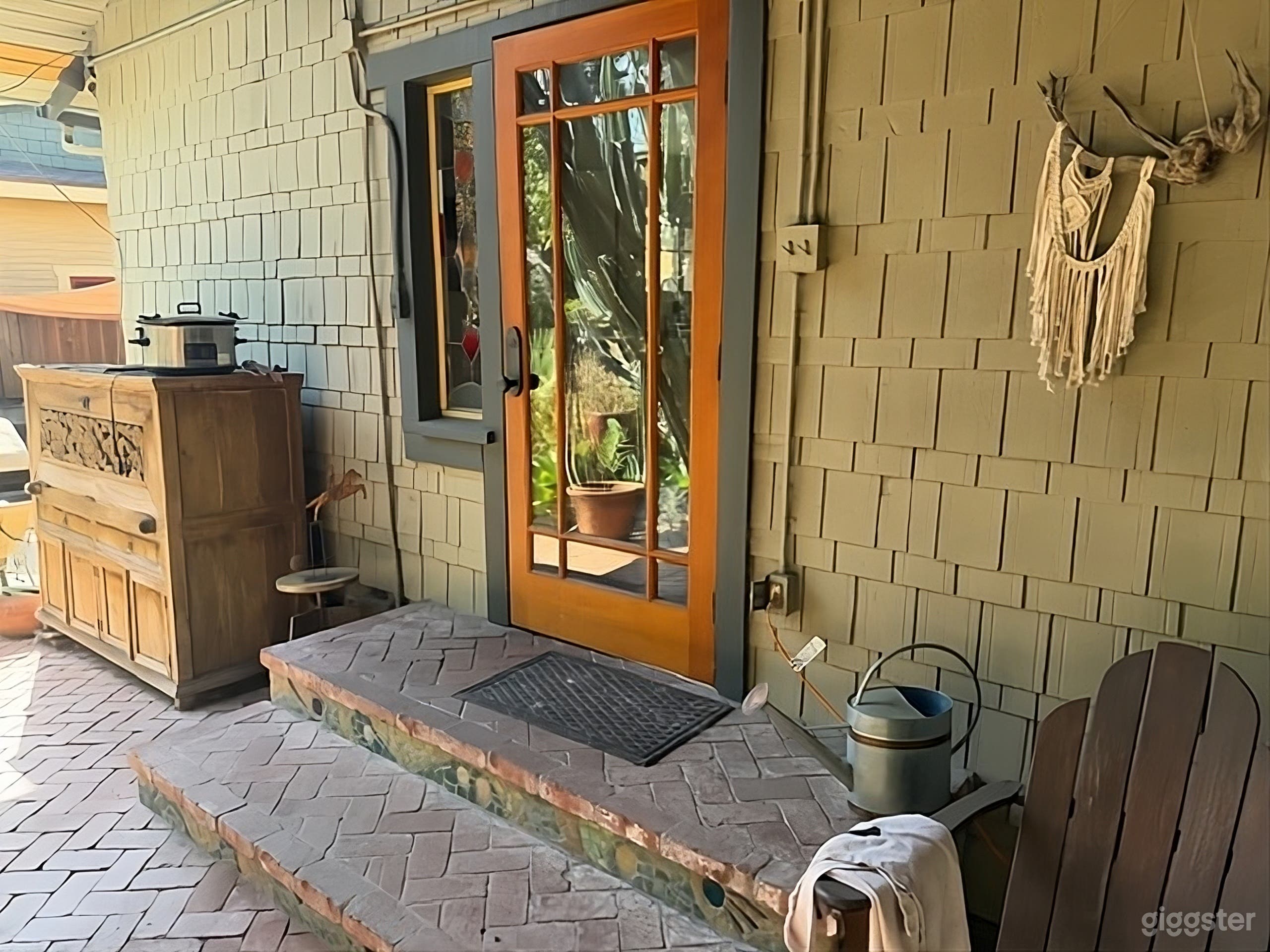 Eclectic Private Backyard Photo 2