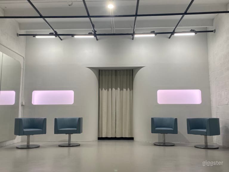  24/7 Backdrops & ArtDeco Wall w/ Color Changing Lights 