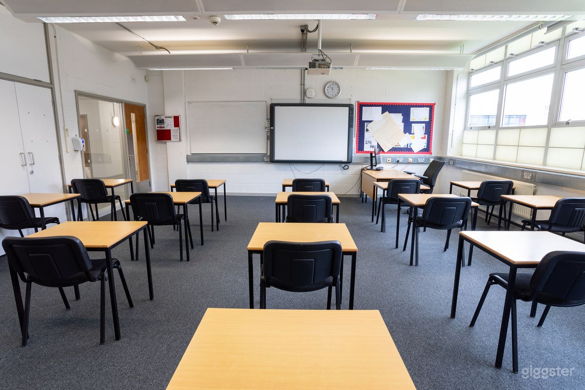 Modern Classroom - Enfield Photo 3