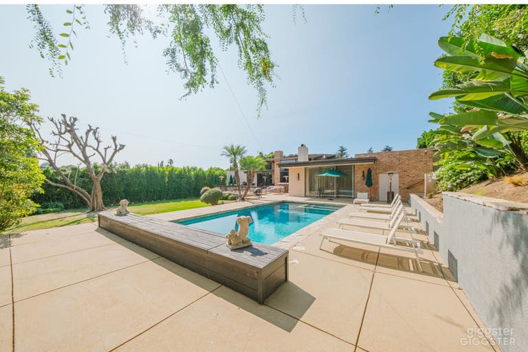  TIMELESS BEVERLY HILLS OASIS/POOL 