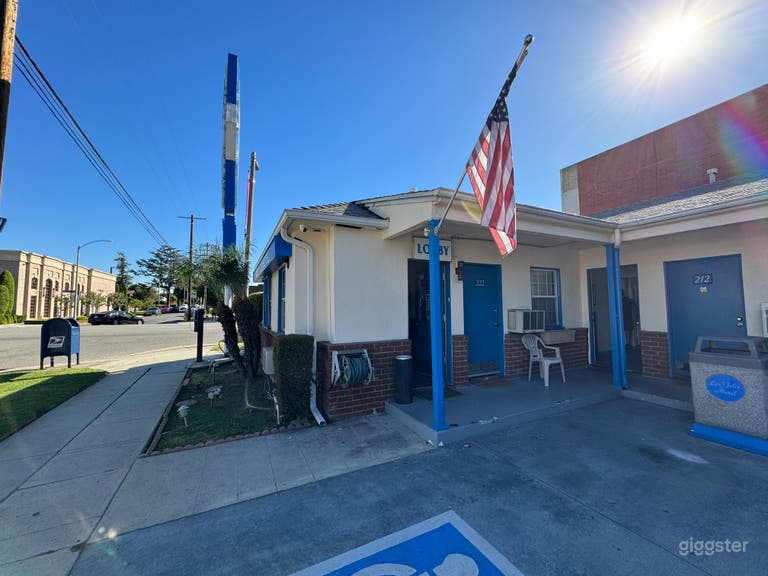  Traditional  hotel/motel available  for filming  