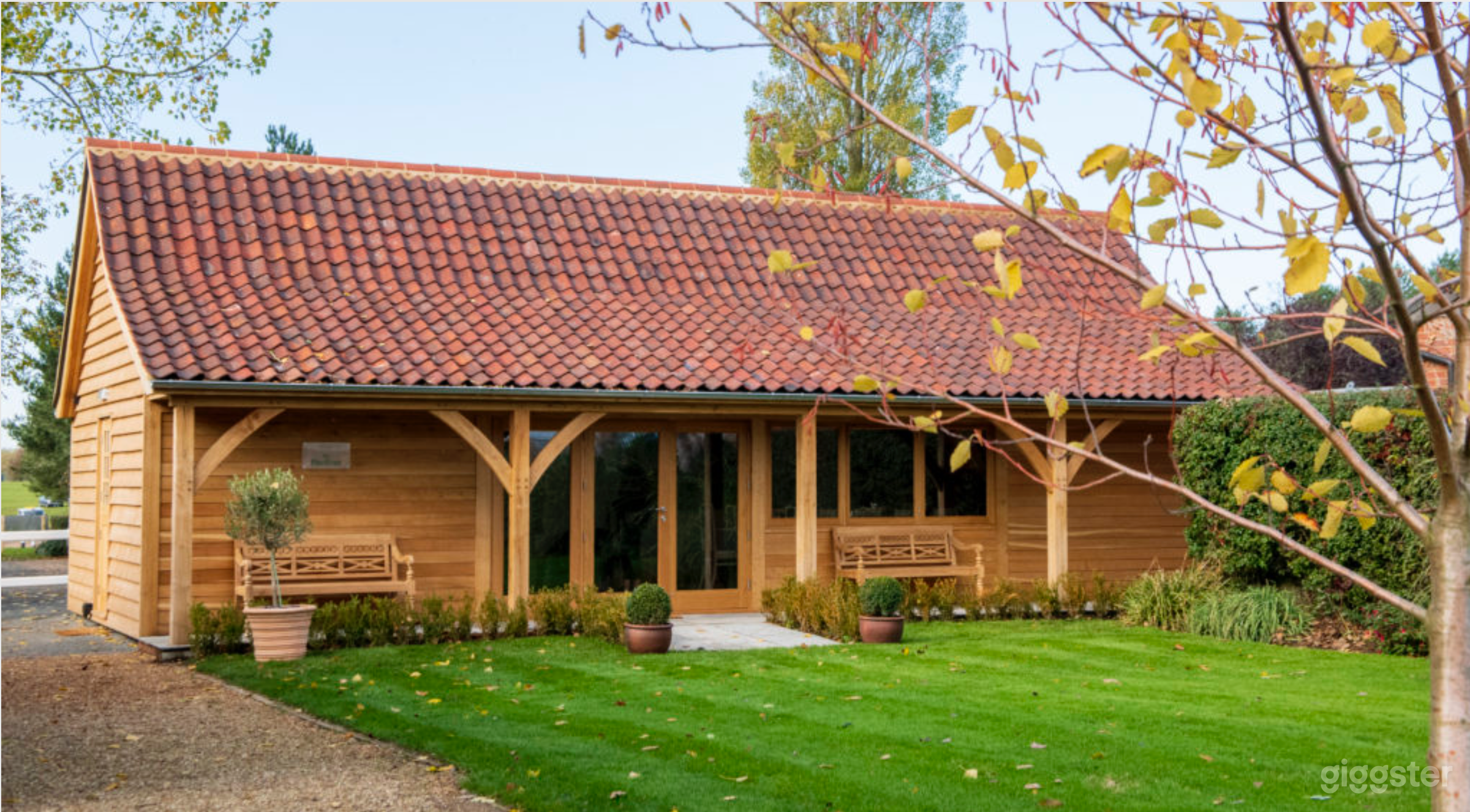 Private Pavilion in Fakenham Photo 1