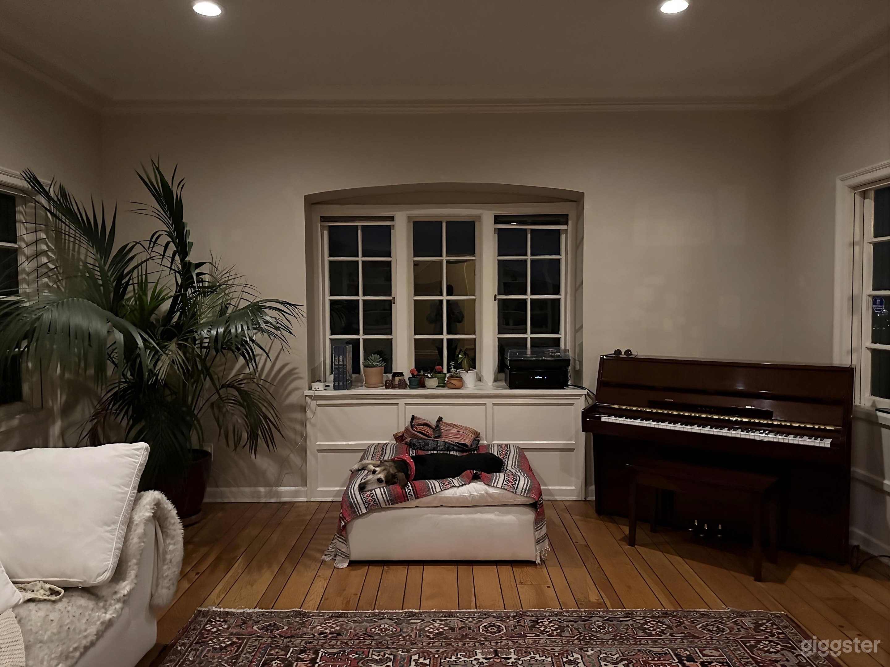 1930’s Los Feliz Hills Home Photo 4