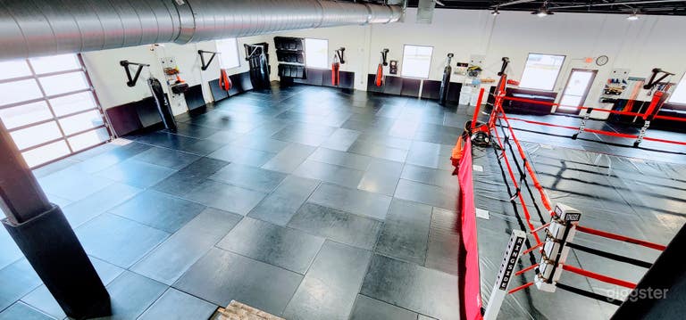  8000' Professional Combat Sports/Fitness Studio 