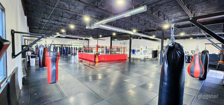  8000' Professional Combat Sports/Fitness Studio 