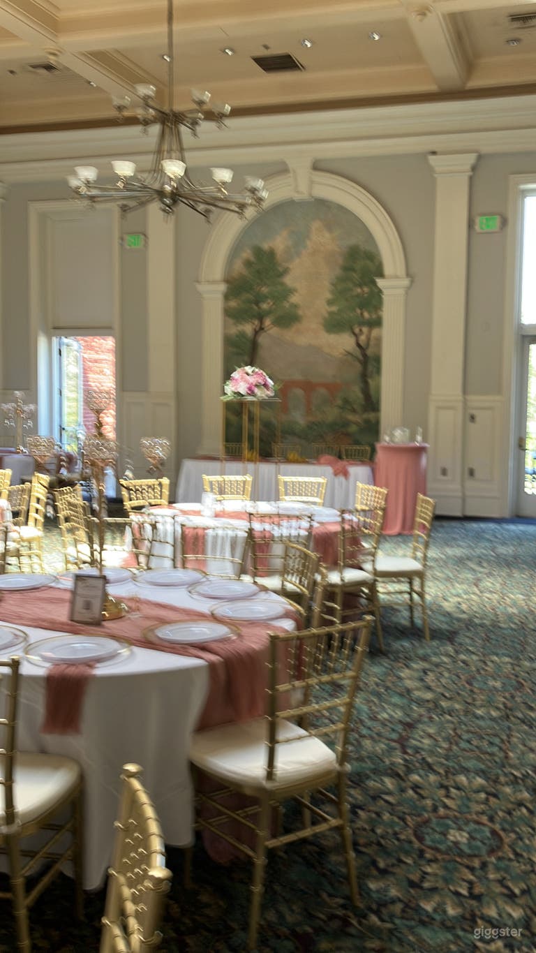  INDOOR/OUTDOOR  EVENT PARTY SPACE W/MASSIVE PATIO 