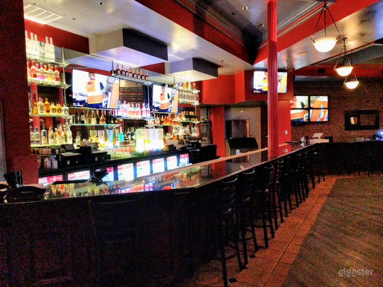  INDOOR/OUTDOOR  EVENT PARTY SPACE W/MASSIVE PATIO 