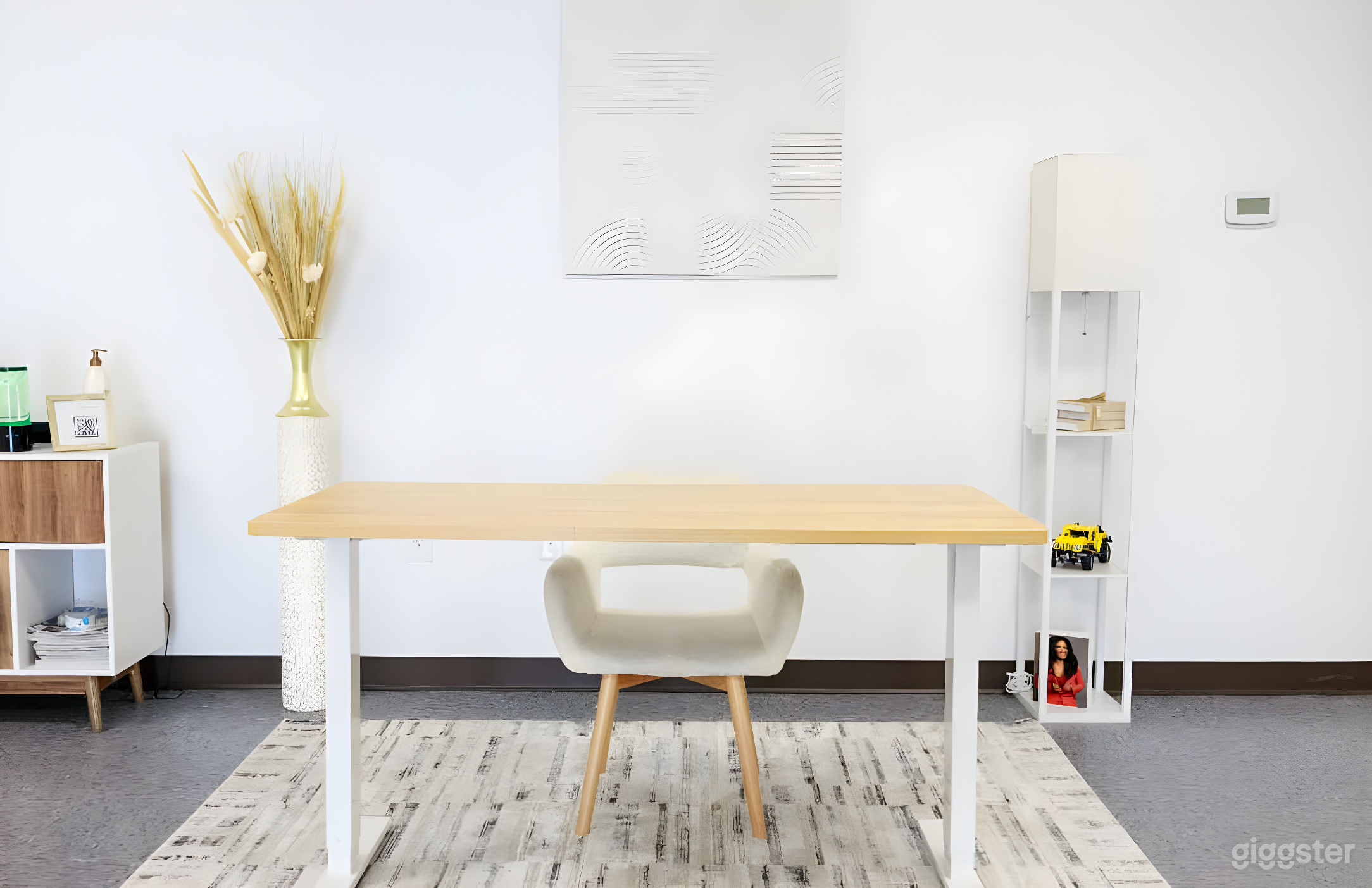 Boutique Studio Space Photo 3