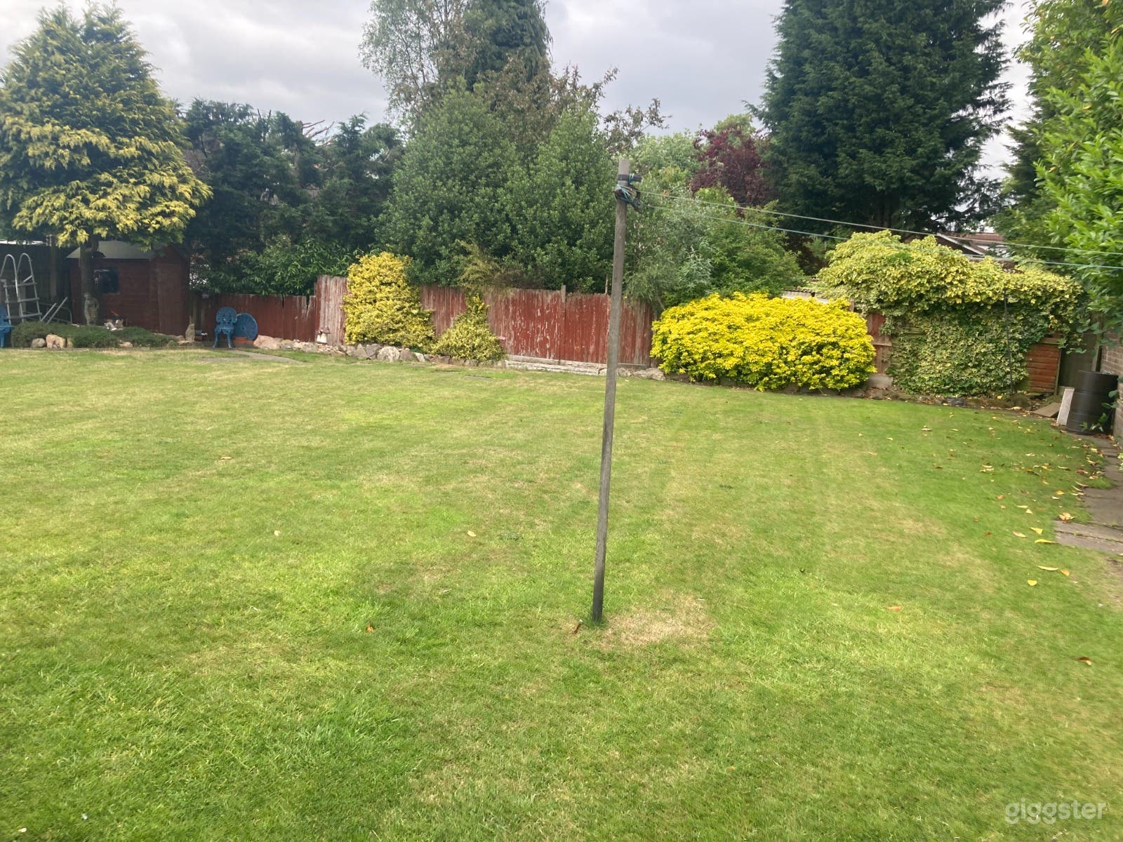 Luxurious Garden Venue - Perfect for any event. Photo 2