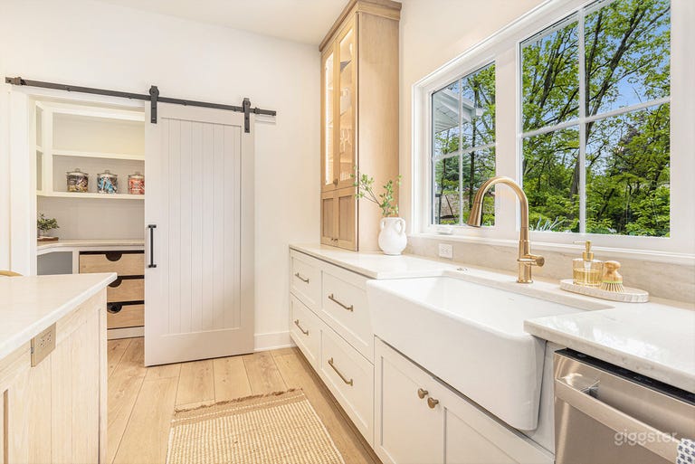  Custom Open Ranch - A Designer Home 