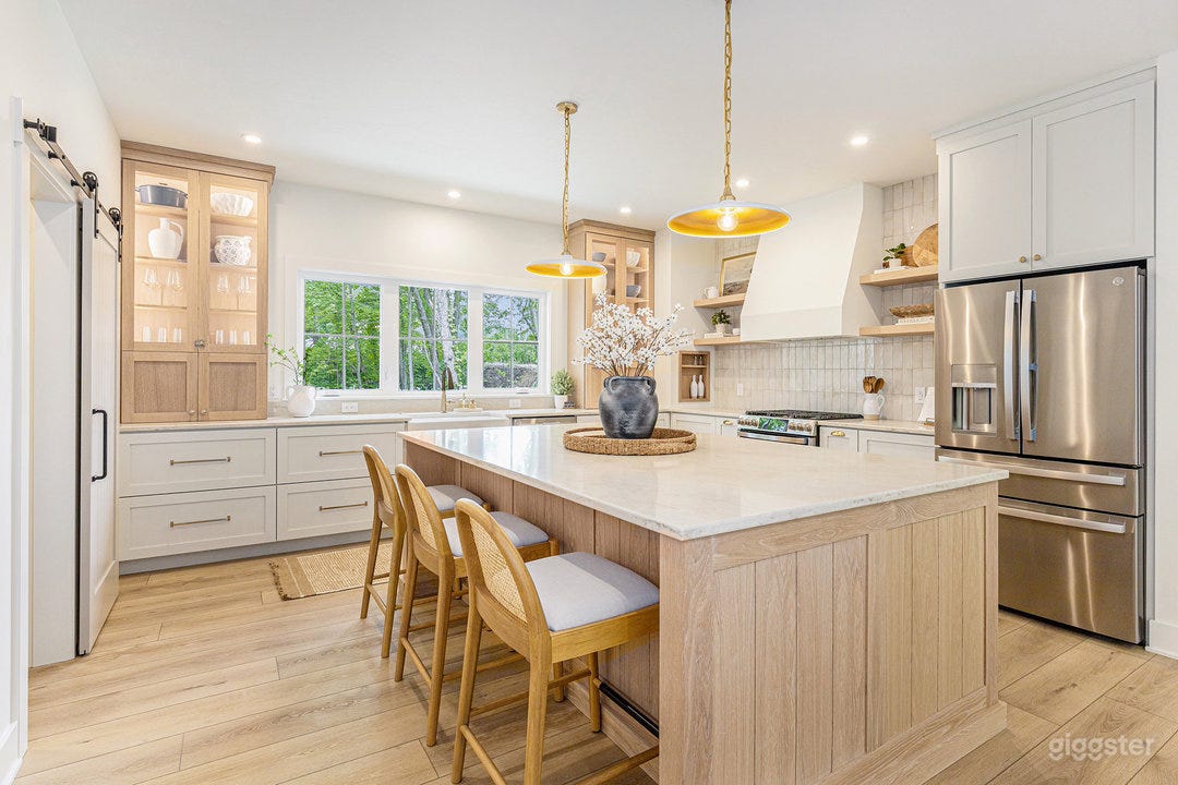 Custom Open Ranch - A Designer Home Photo 2