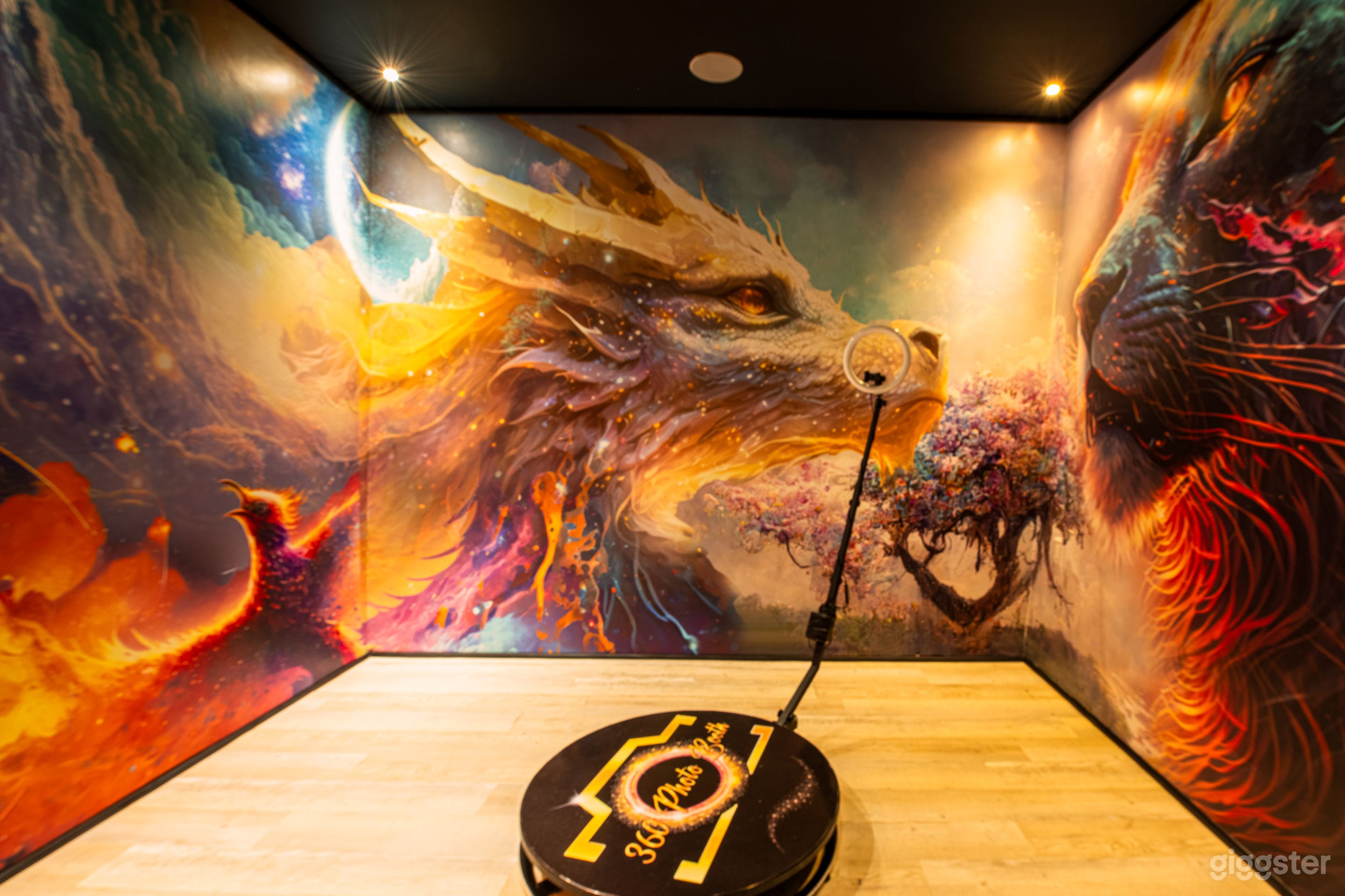 Experience the future of dining in our innovative 360 Booth Room, featuring cutting-edge technology and a sleek design for unforgettable moments.