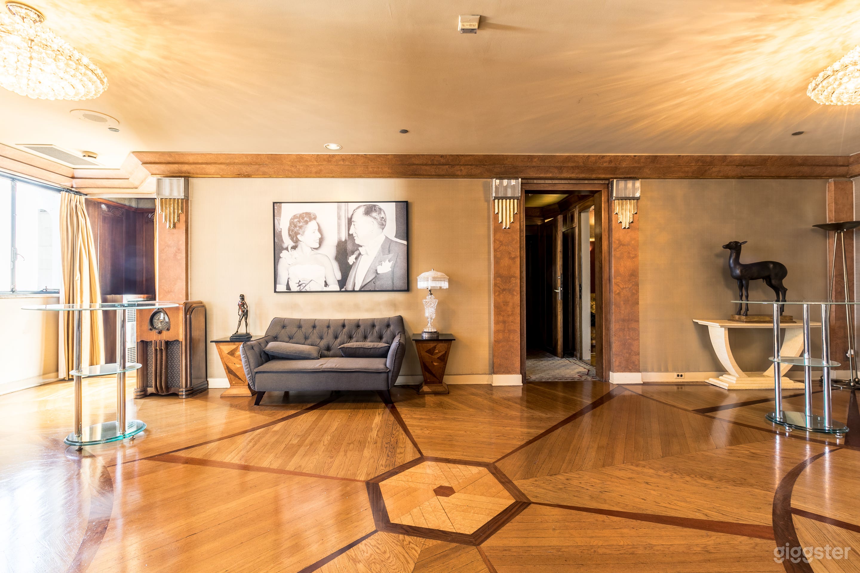 Art Deco Penthouse Photo 2