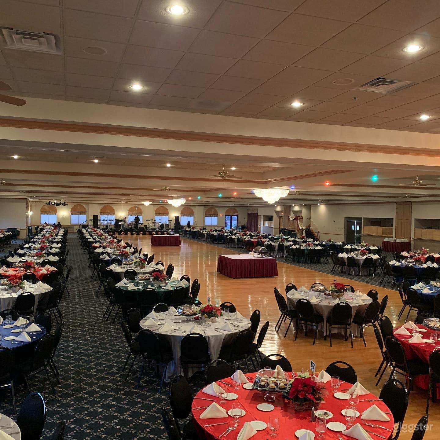 Fabulous Garden Banquet &amp; Convention Center Photo 4