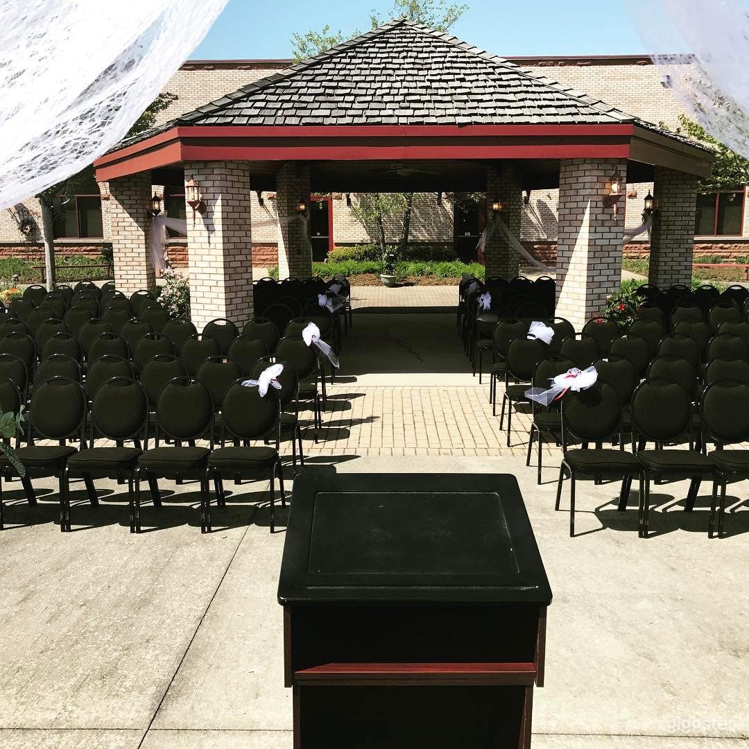 Fabulous Garden Banquet &amp; Convention Center Photo 3