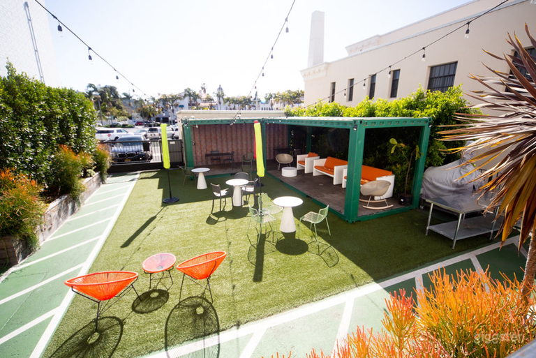  Outdoor Patio Venue 