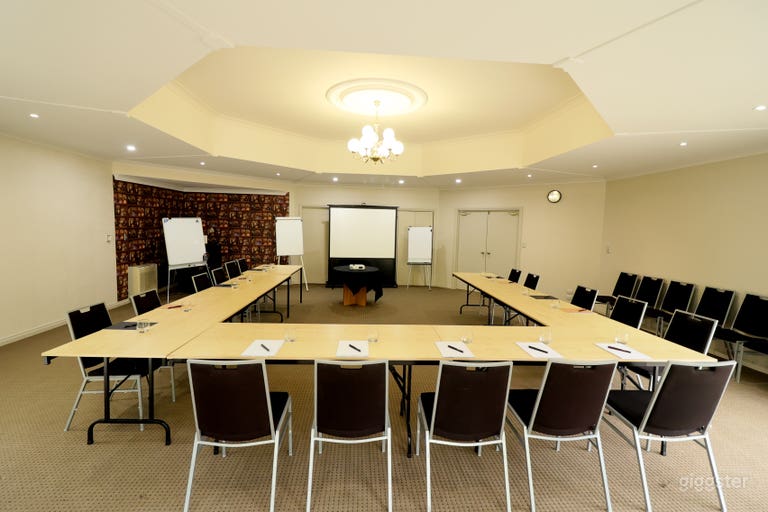  Franklin Room at Northridge 