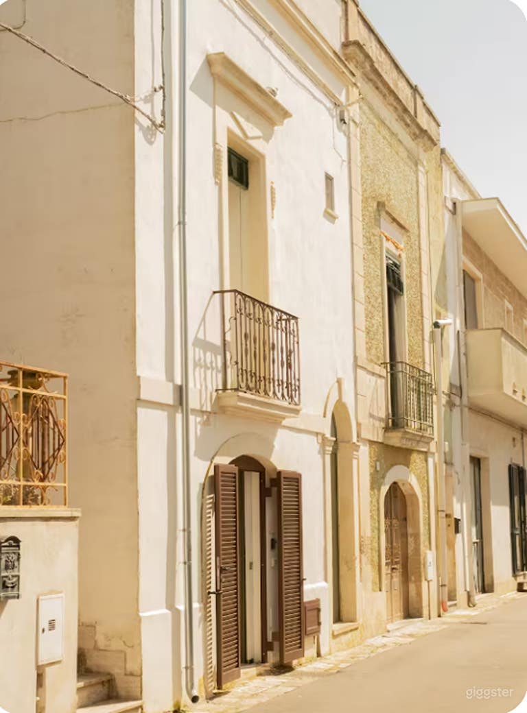  Authentic Traditional Salento House (Full Buy Out) 