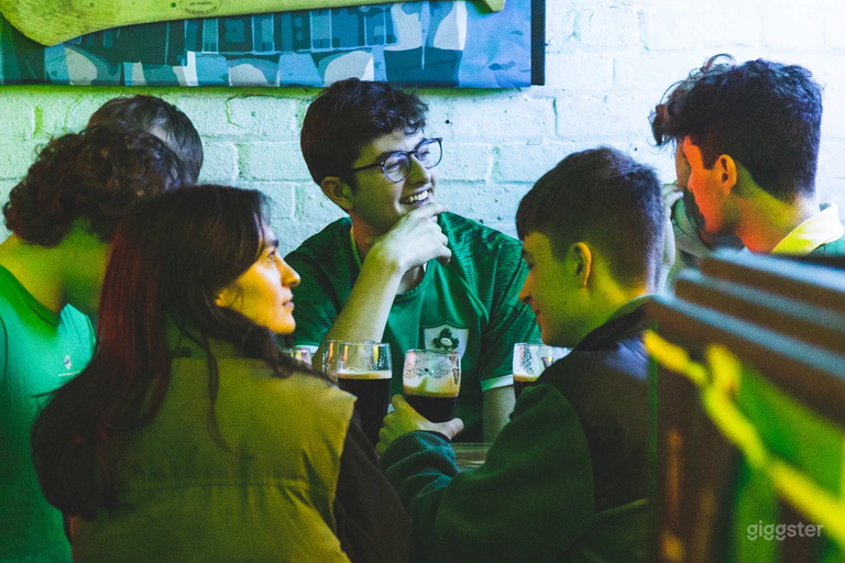  An Irish Bar In Edinburgh with Live Music 
