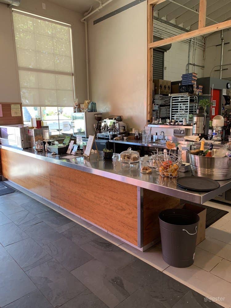 Quaint Italian Restaurant in Berkeley Photo 2