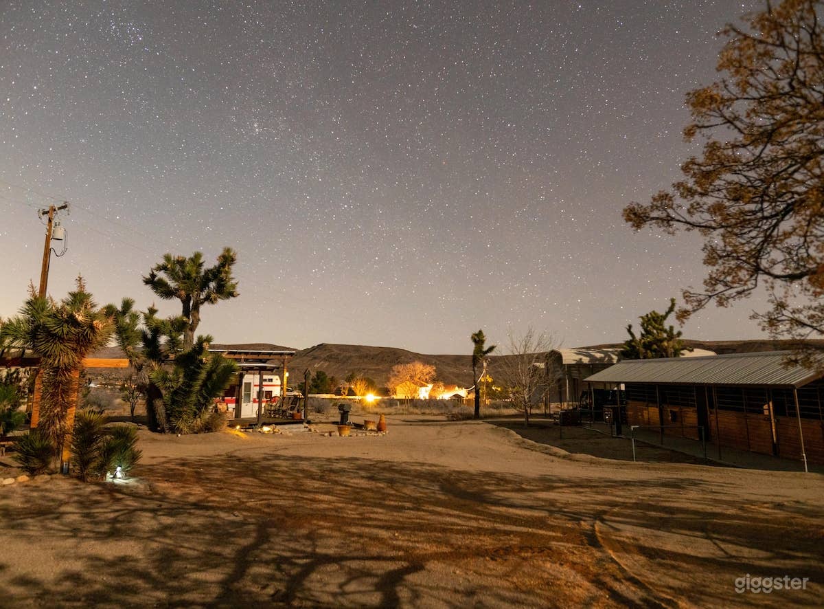 Cowboy Camper in Pioneertown Photo 4