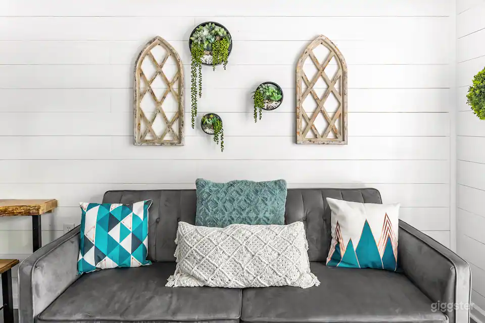 Unique Filming Location: Charming Tiny Home on Expansive Atlanta Property Photo 3