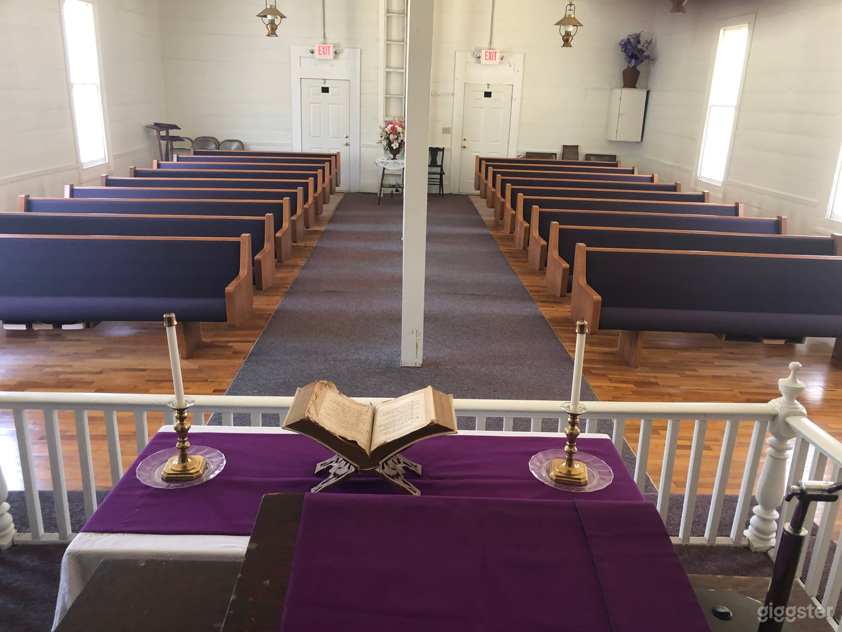 Inside Chubb Chapel Santuary