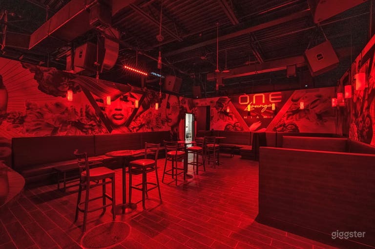  ONE Gentlemen's Club 