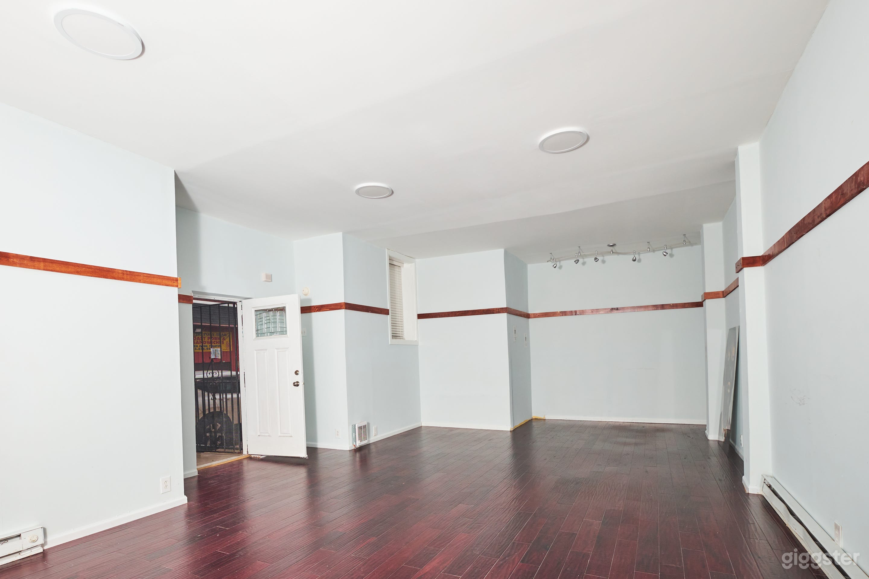 Event Space with Accesebility Photo 2