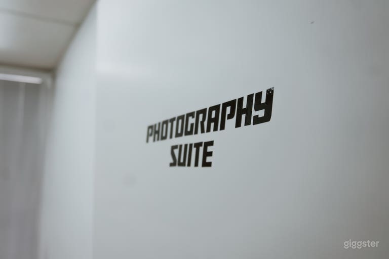  Modern Photography Suite 