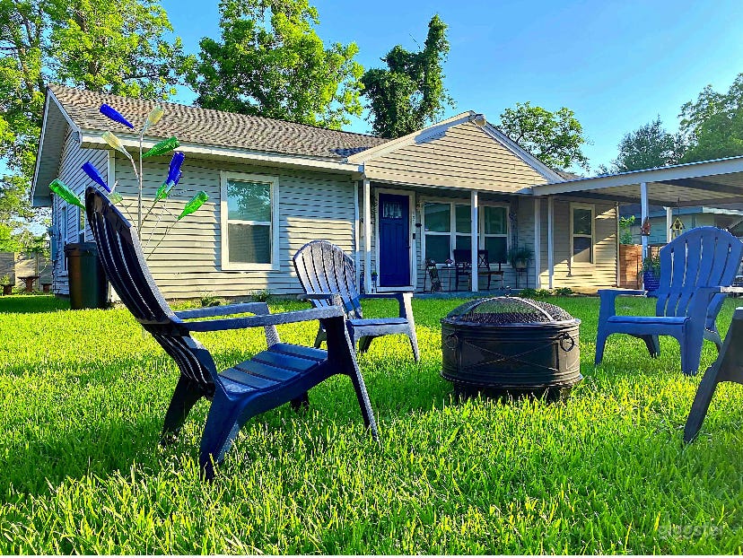 Inner City Eclectic Ranch Style Home Photo 1