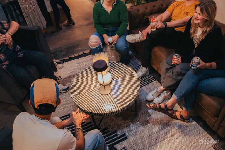  Unique, Funky and Cozy Event Space 