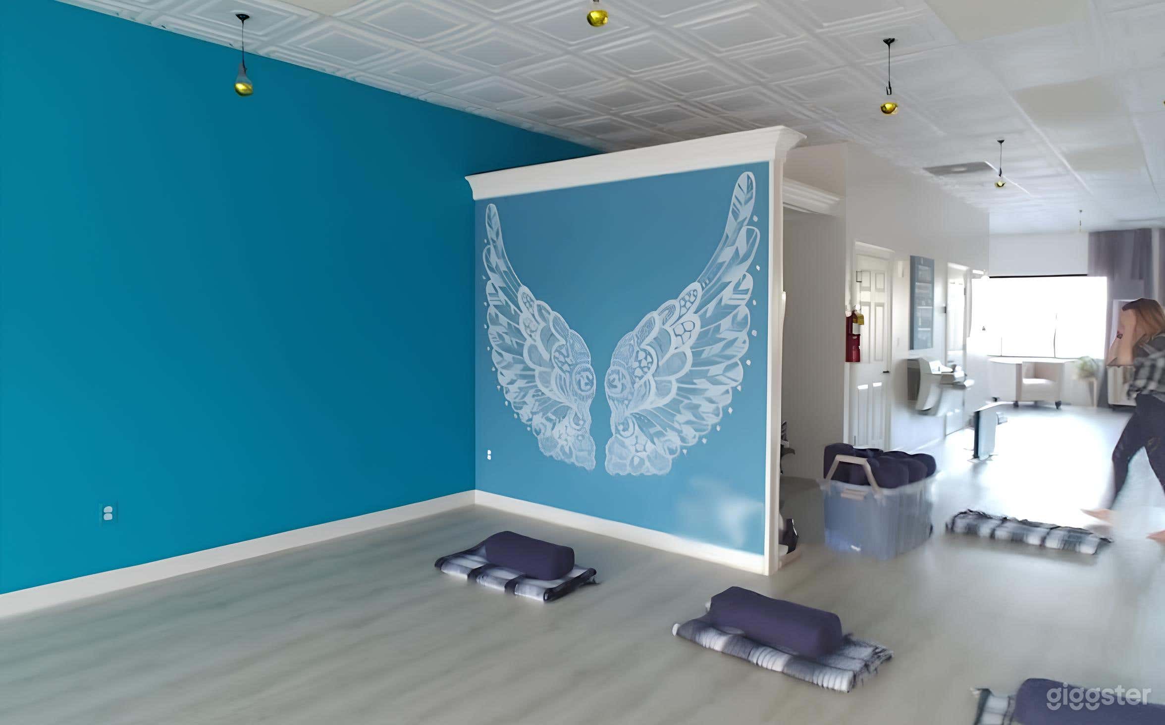 The Moon Room Photo 2