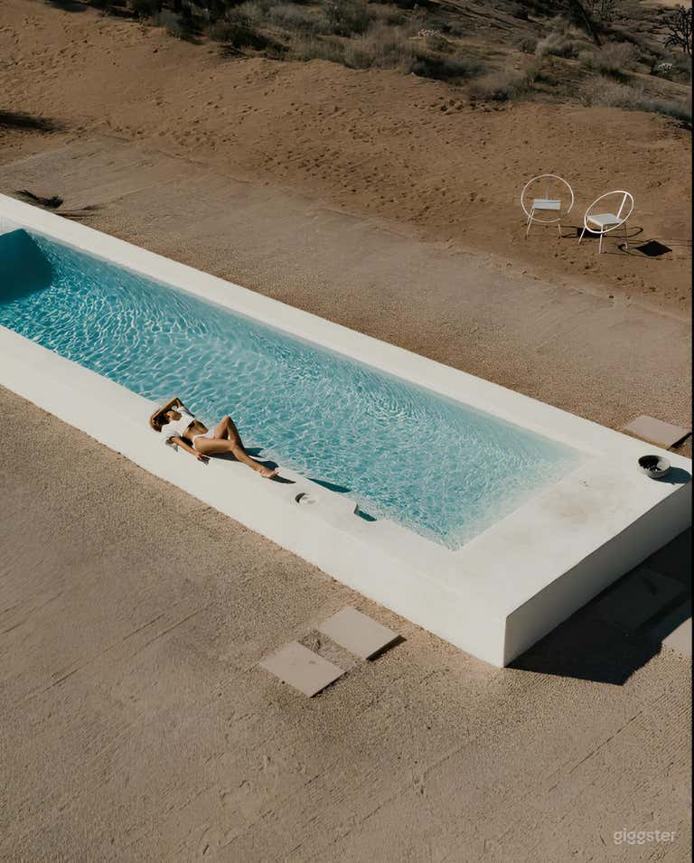   Le Chacuel Minimalist Pool 