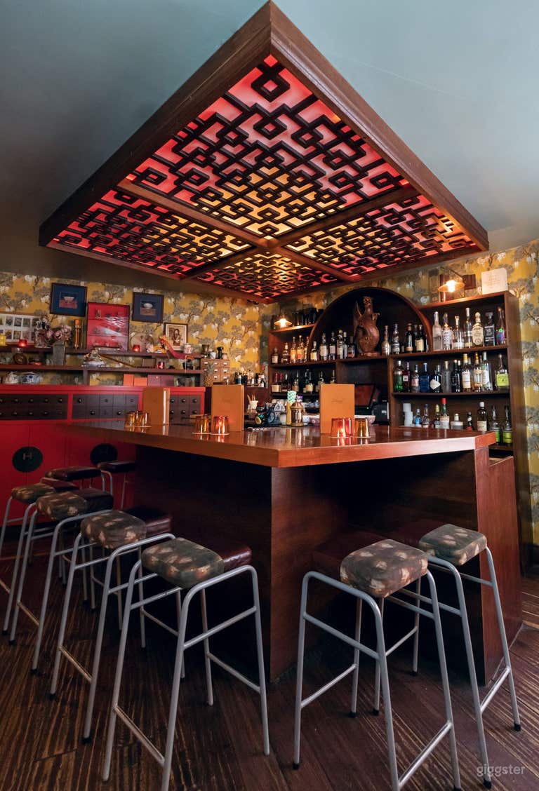  Secret Hidden Speakeasy Bar in Chinatown (BUYOUT) 
