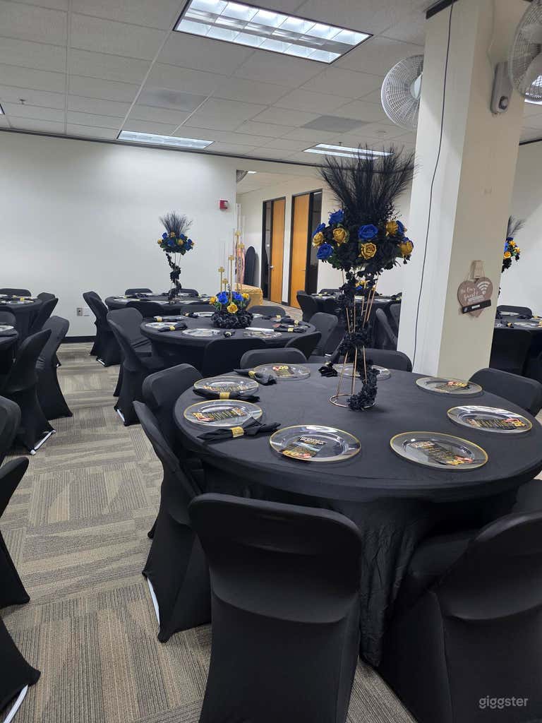  Versatile Event Space for Parties, Workshops & Meetings 