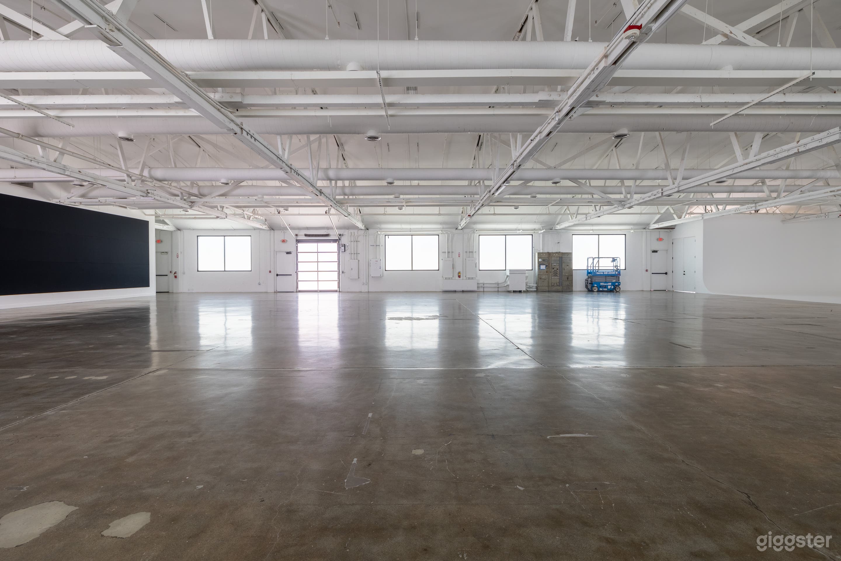 Maximum Studios | Full Buyout Photo 2