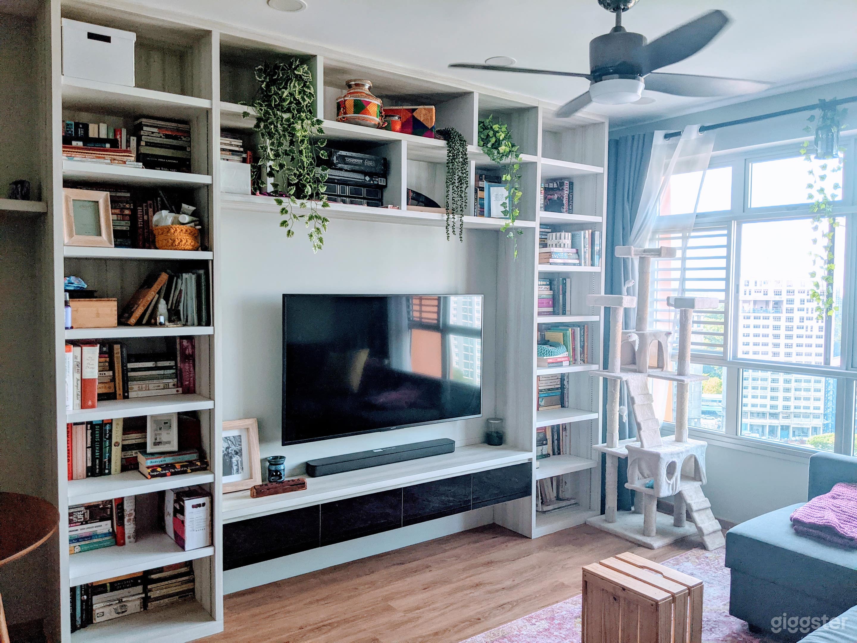 Modern 4-room Scandinavian apt Photo 3