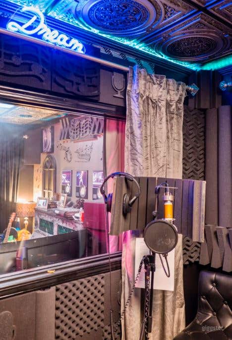 Artists' Creative Space for Writing and Recording Photo 4