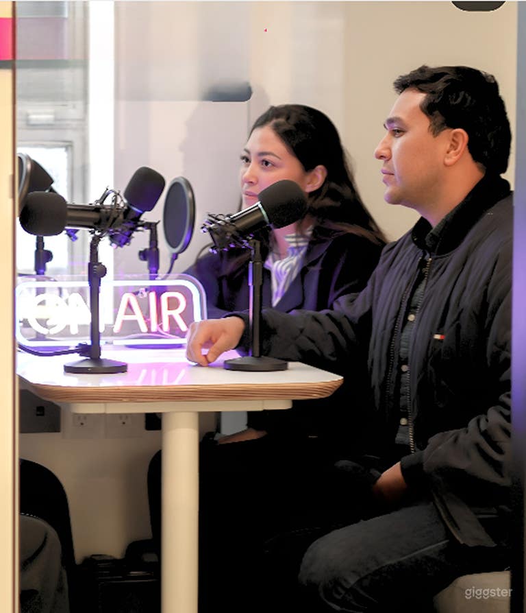  Cozy 4-Person Podcast Studio 