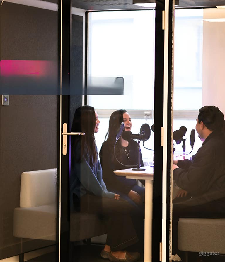  Cozy 4-Person Podcast Studio 