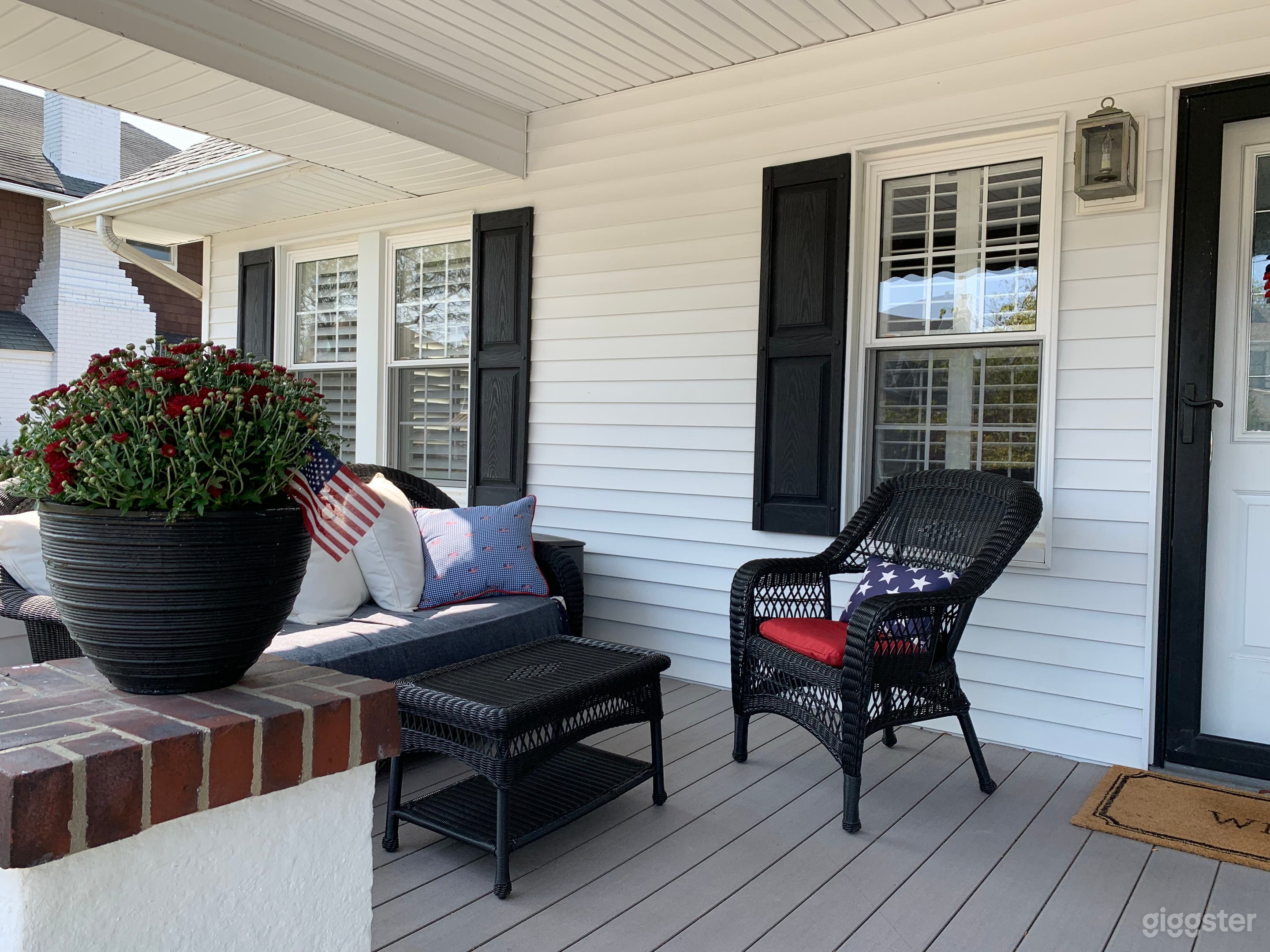 Traditional House Photo 3